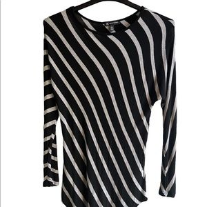 I.N.C. International Concepts Lightweight Sweater Tunic Black Gray